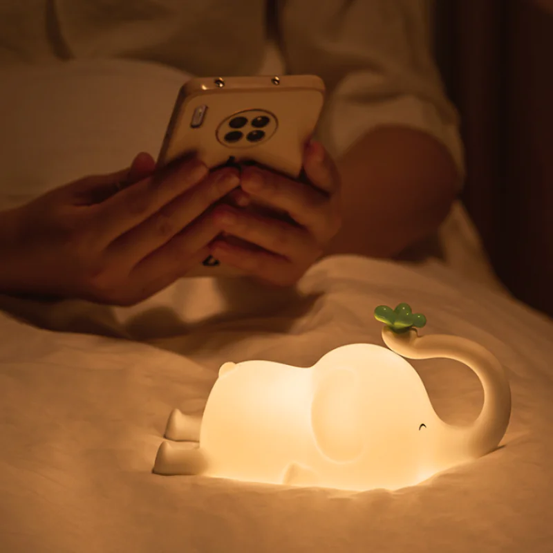 Dreamy Dumbo Bedside Light